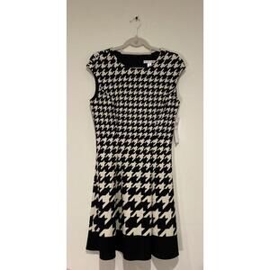 London Times Black and Ivory Houndstooth Pattern Dress Size 10